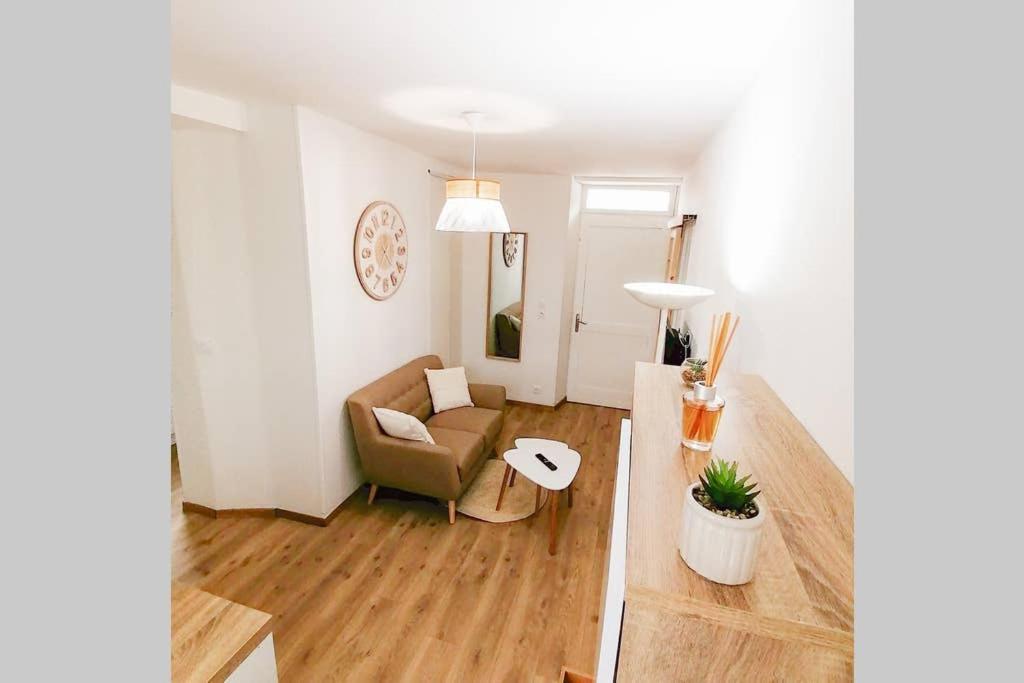 Appartement Le Cocoon / Proche Gare / Netflix à Sens Extérieur photo